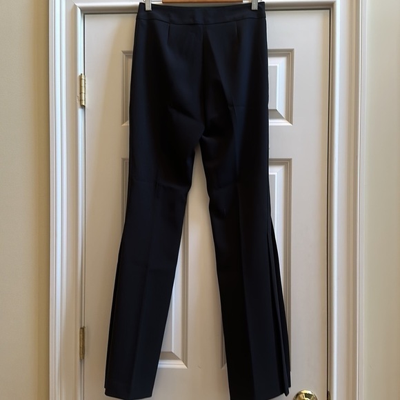 Alberto Makali Black Trousers with Pleated Detail 4 - Picture 8 of 12
